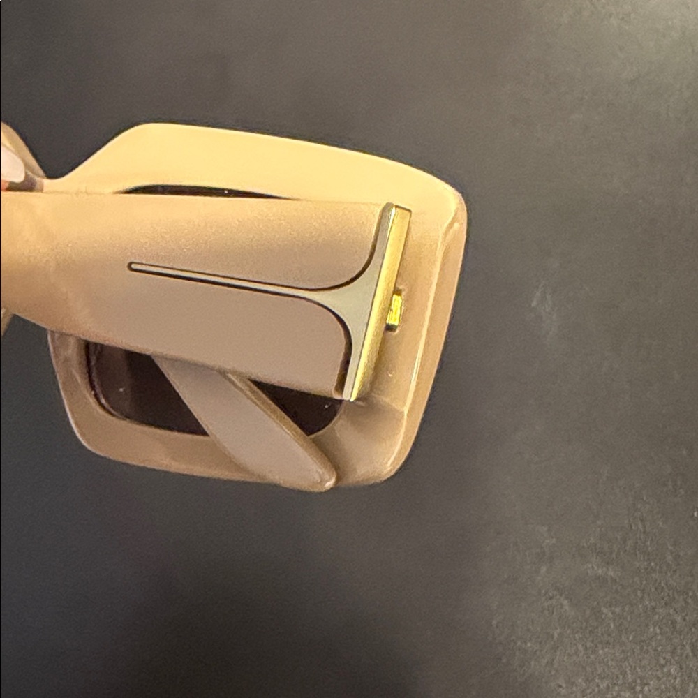 Beige Rectangular Sunglasses - image 3